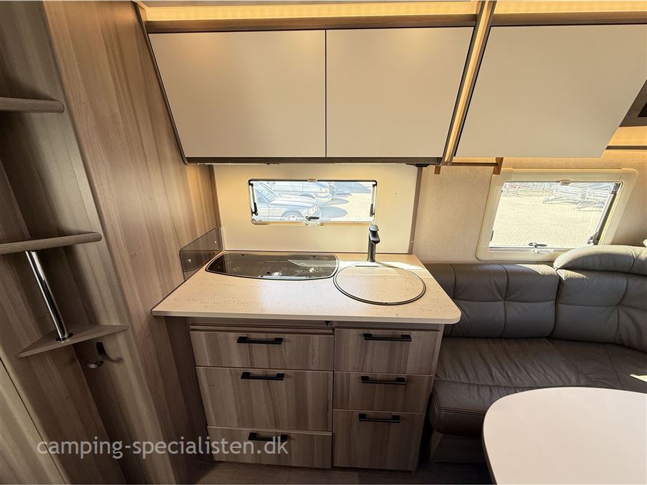 Kabe Estate 560 GLE KS